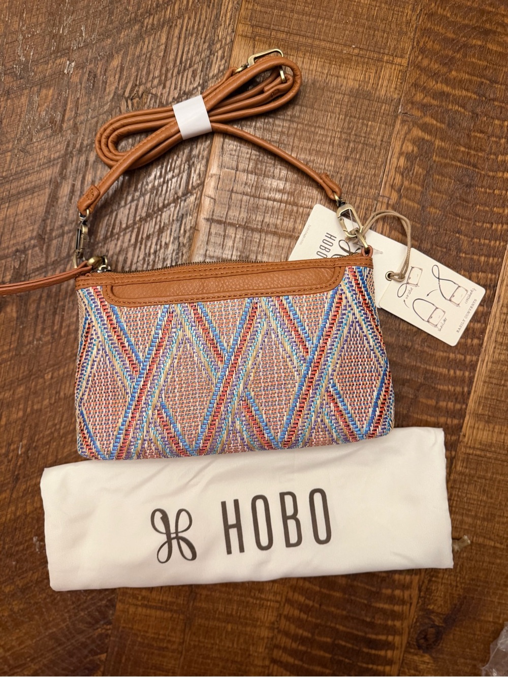 HOBO Darcy Convertible Bag NWT | Boho Woven Crossbody Wristlet - Picture 5 of 10